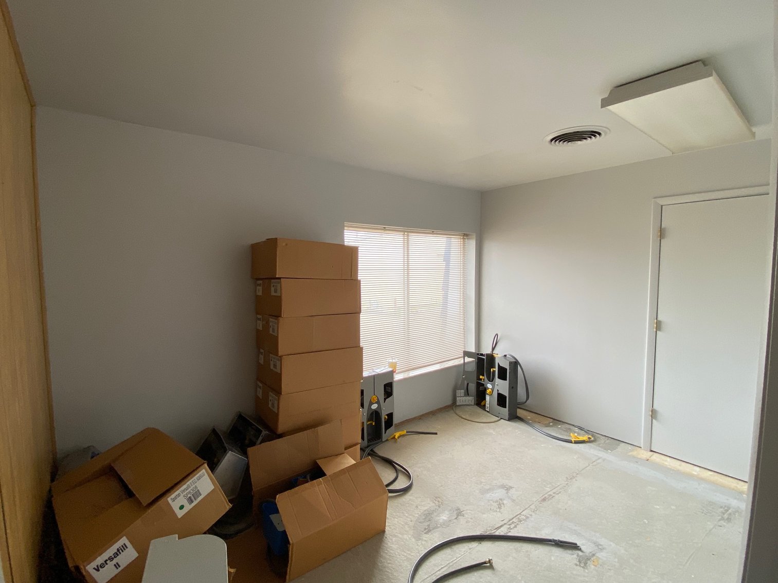 Image for SOLD $99,000 - 5,000 sqft. Office Building in Huntington