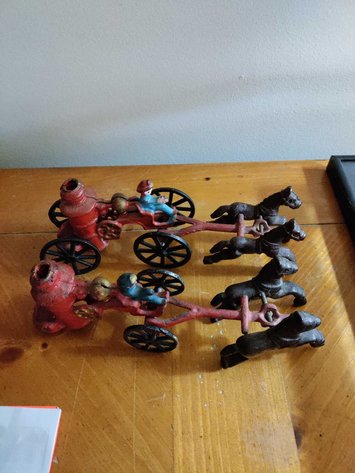 Image for Dussel Drive, Maumee - Furniture, Kitchenware, Cast Iron, Sewing Machine, Tools, Home Decor (Dussel)