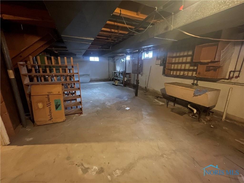 Image for MINIMUM BID AUCTION $99,000! 4704 Sutton Pl