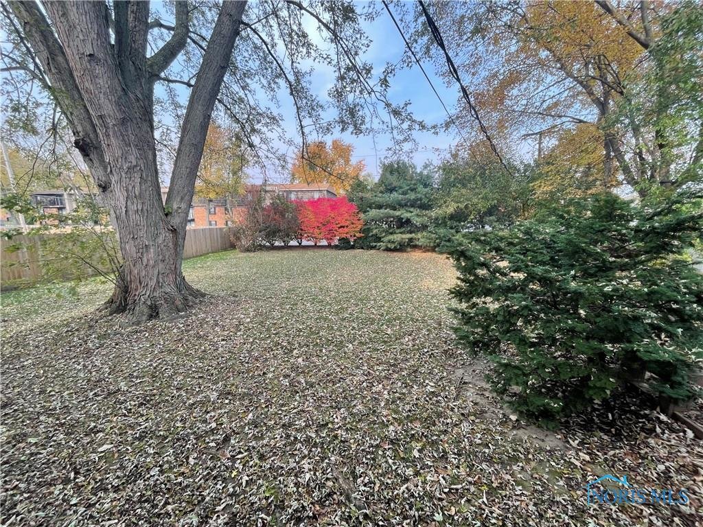 Image for MINIMUM BID AUCTION $99,000! 4704 Sutton Pl