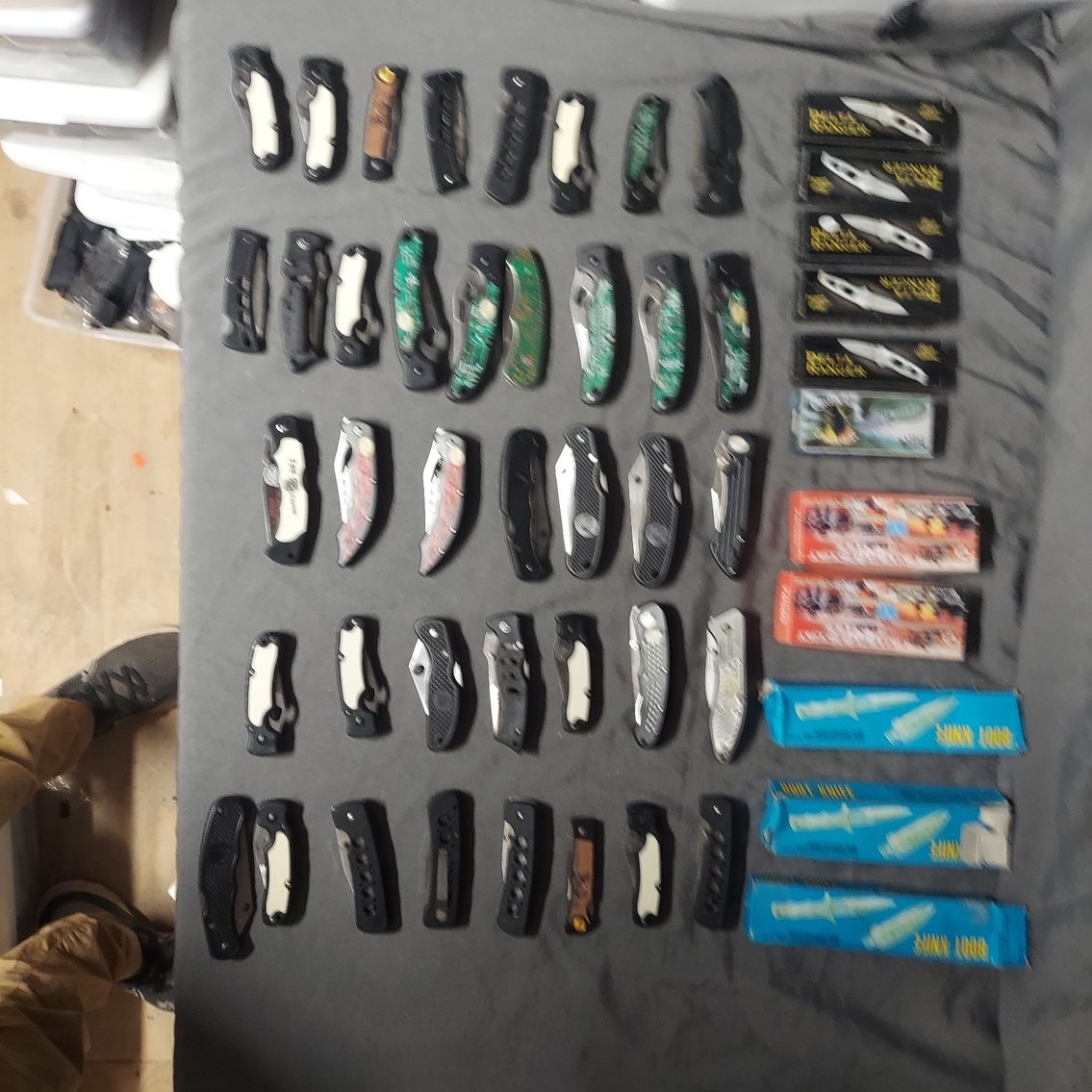 Image for Saint Albans, WV – Over 10,000 Pocket Knives, Watches, and Canes!