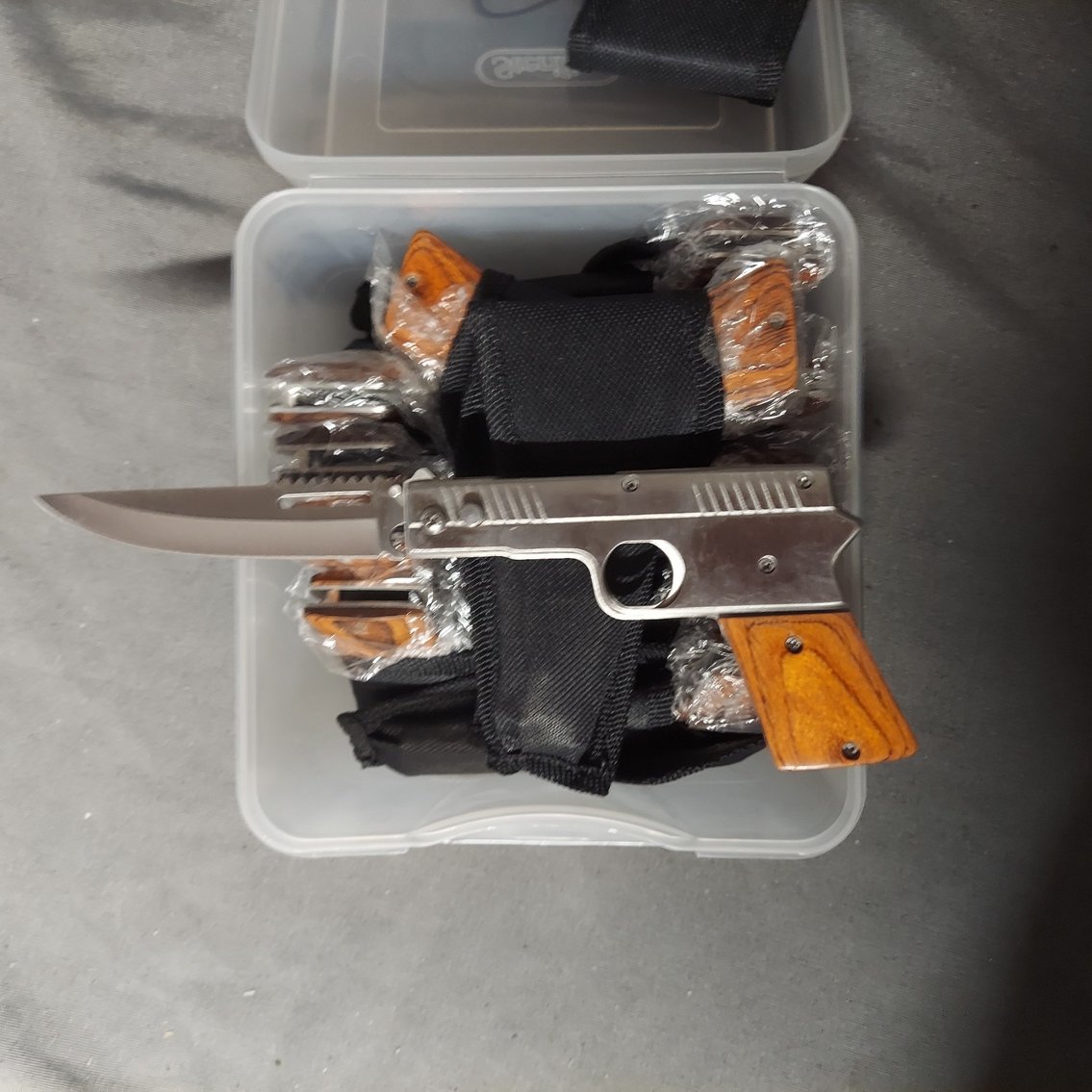 Image for Saint Albans, WV – Over 10,000 Pocket Knives, Watches, and Canes!