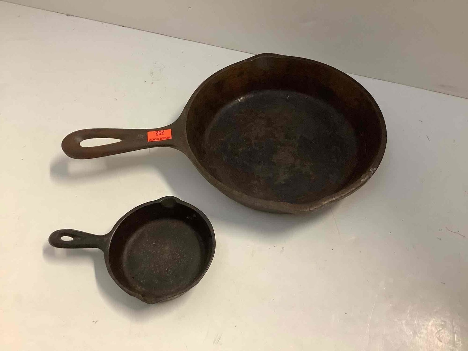 Image for Furniture, Coins, Collectibles, Household-Main back