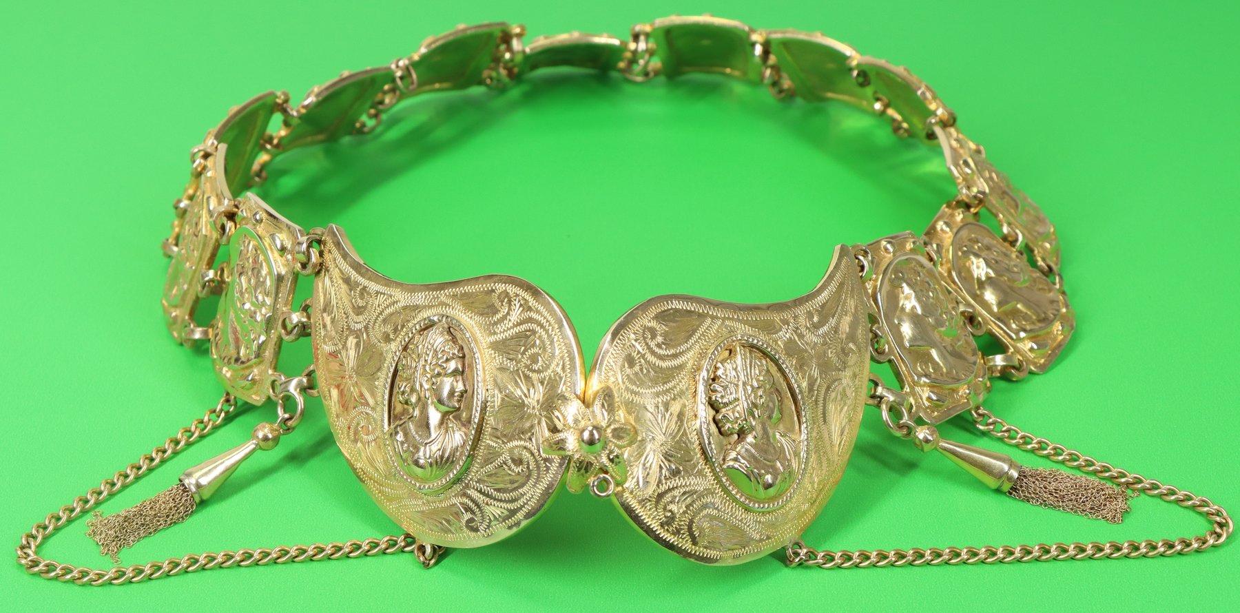 Image for Fine Jewelry and Objects of Vertu | Fine Art Event - Day 2 | December 8, 2021 at 10:00 AM