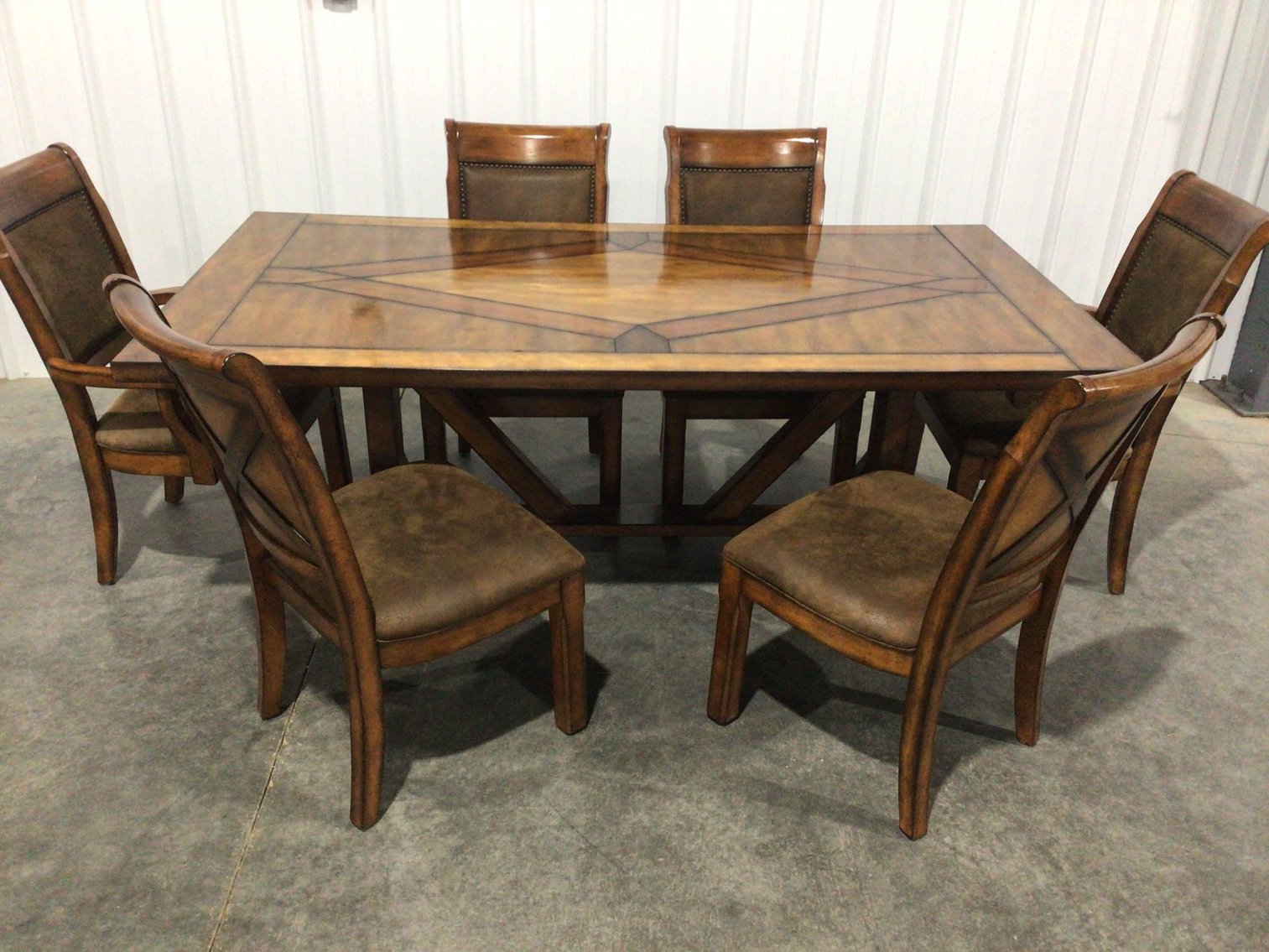 Image for Oldham Consignment Auction