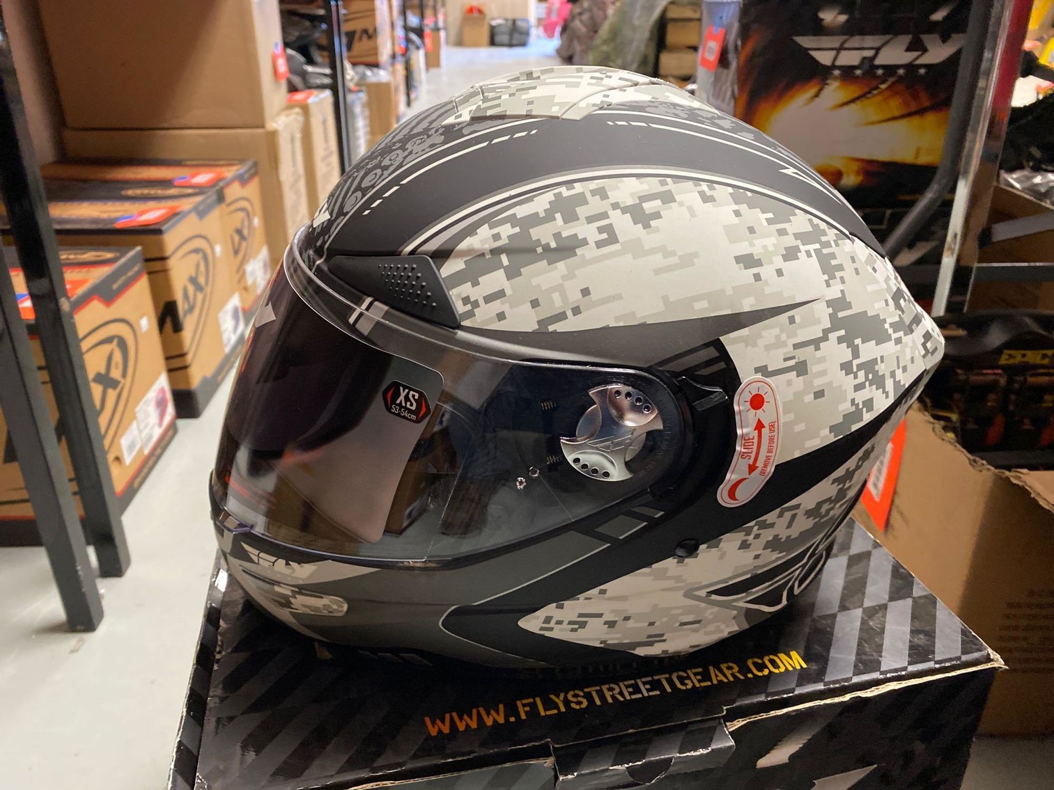 Image for New merchandise, Helmets, ratchet straps, Clothing, Sport related, Coins, Sports Cards