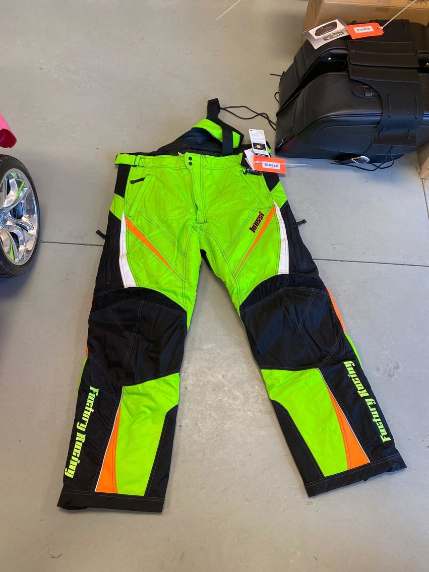 Image for New merchandise, Helmets, ratchet straps, Clothing, Sport related, Coins, Sports Cards