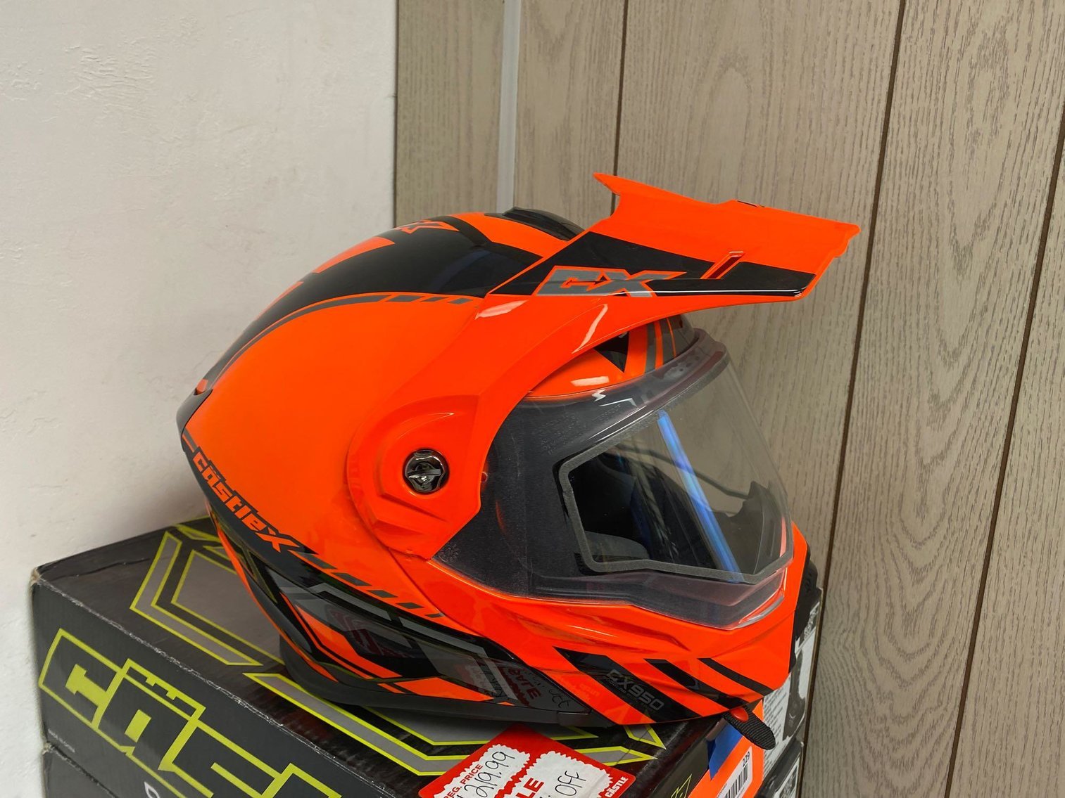 Image for New merchandise, Helmets, ratchet straps, Clothing, Sport related, Coins, Sports Cards