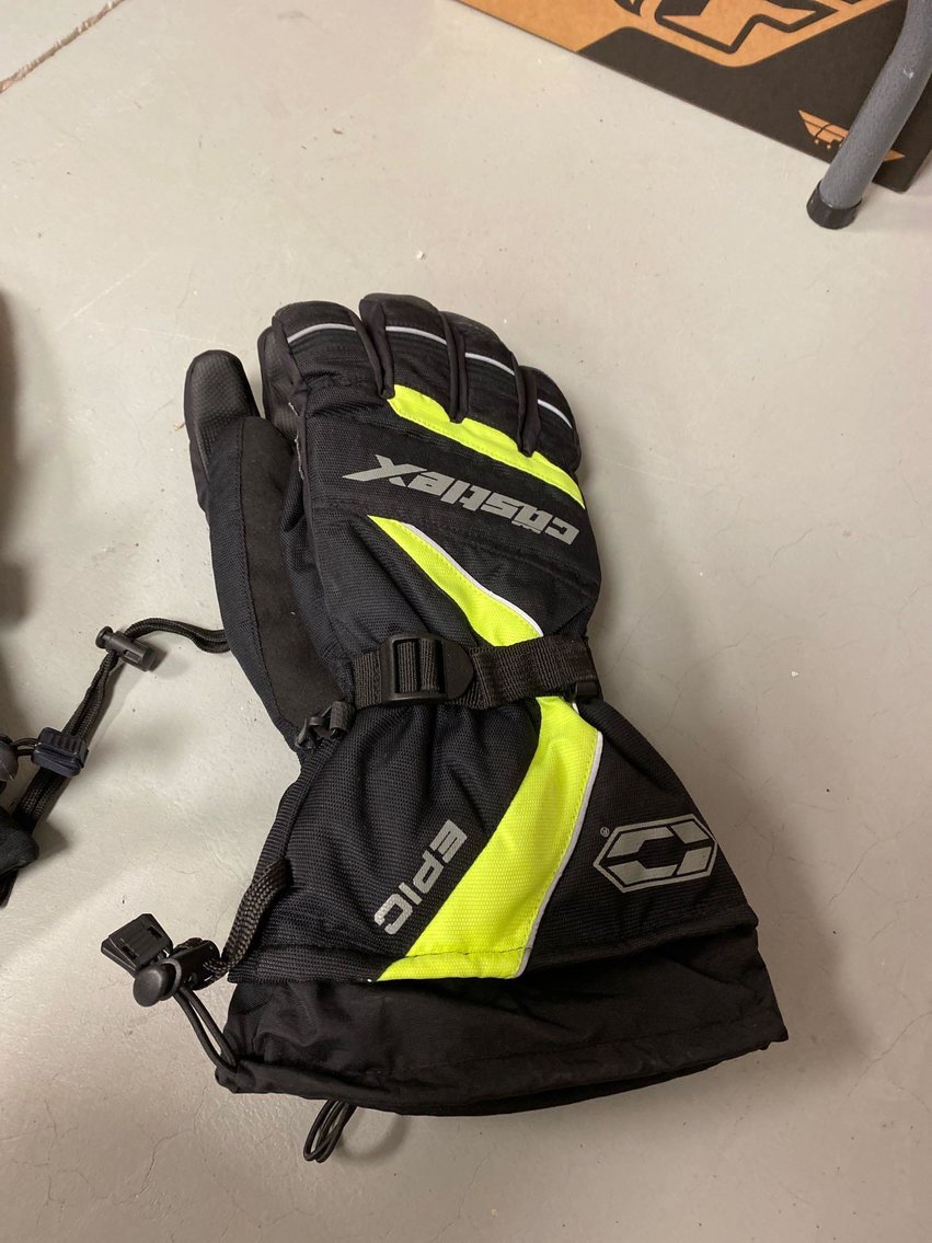 Image for New merchandise, Helmets, ratchet straps, Clothing, Sport related, Coins, Sports Cards