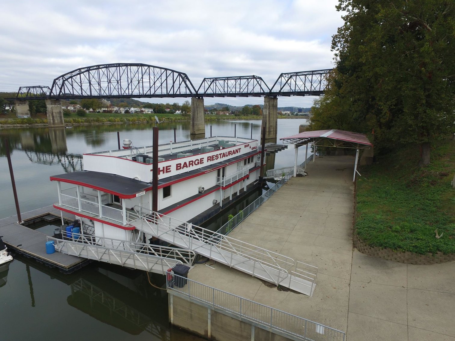 Image for SOLD $134,750 - The Barge Restaurant Bar and Grill Vessel