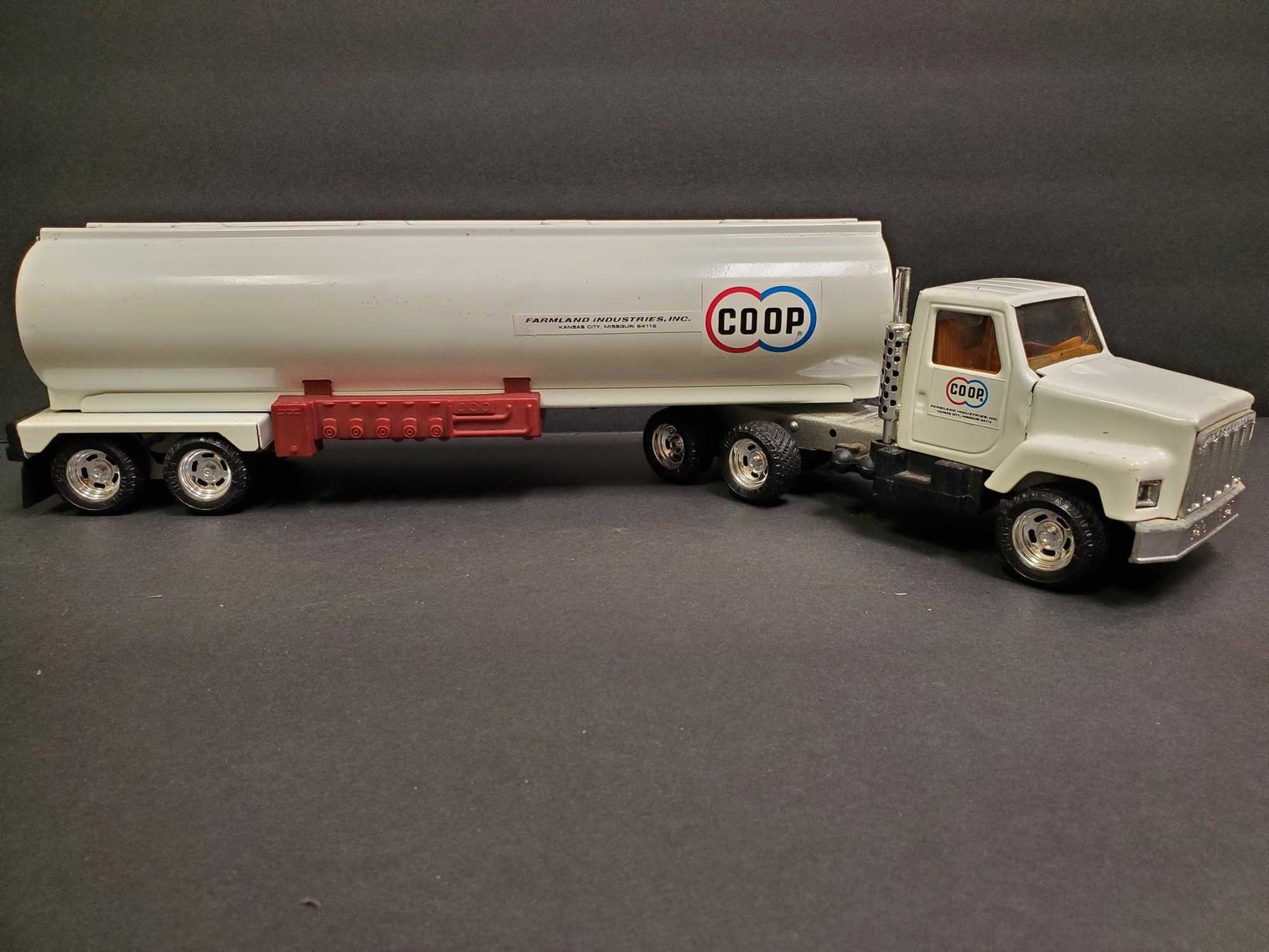 Image for Rusted Bucket Antiques Liquidation Auction