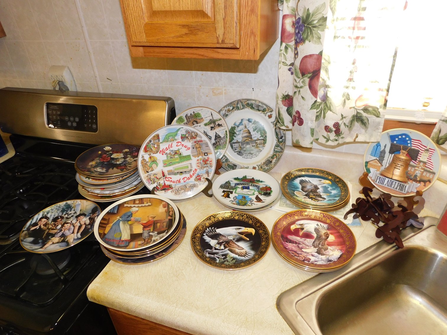 Image for Clarksburg, WV – Kesling Estate Online Auction: Coke Collectibles, Shop Items/Tools, Household Item