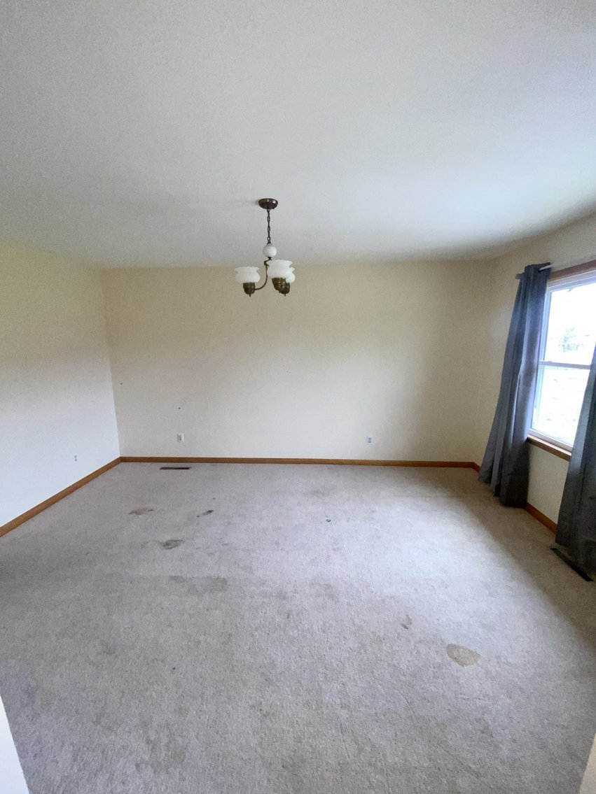 Image for SOLD $143,000 - Brick 3 Bedroom on 1.5 Acres Selling to the Highest Bidder