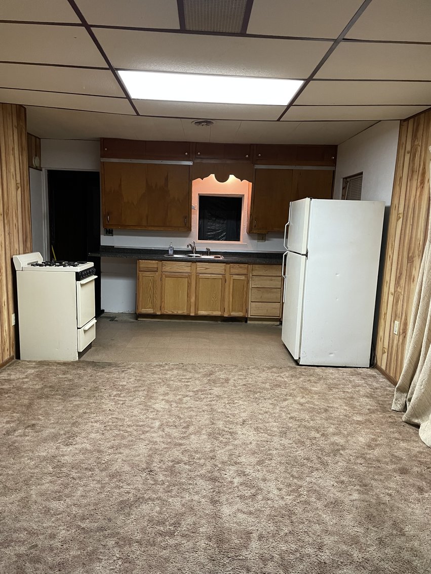 Image for MINIMUM BID AUCTION $83,000! 6648 Blossman Rd