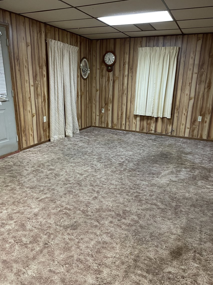 Image for MINIMUM BID AUCTION $83,000! 6648 Blossman Rd