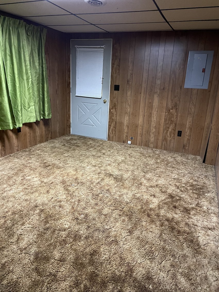 Image for MINIMUM BID AUCTION $83,000! 6648 Blossman Rd