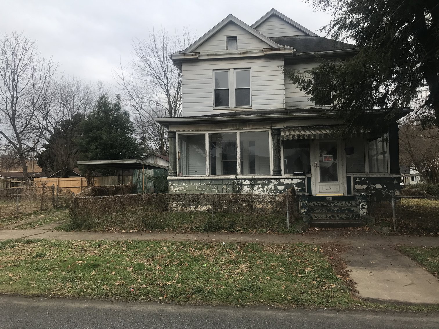 Image for SOLD $38,500 - 4 Bedroom in Huntington Selling to the Highest Bidder