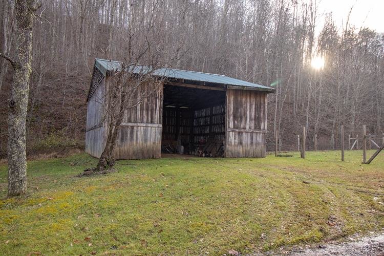 Image for SOLD $467,500 - Beautiful Log home on 185 Acres