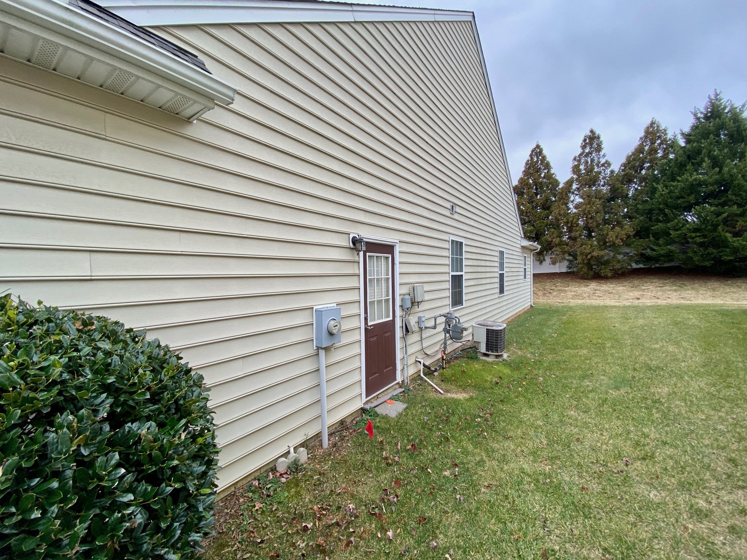 Image for 3 BR/2 BA Home in Desirable 55+ Community Minutes from Rt. 3 & I-95--SELLING to the HIGHEST BIDDER!!