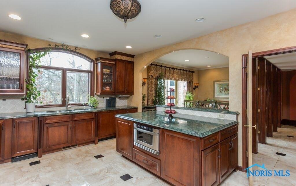 Image for MINIMUM BID AUCTION $499,000! 9711 Carnoustie Rd