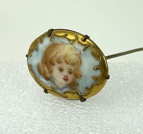 Image for Hatpins and Hatpin Holders | January 5, 2022 at 8:00 PM