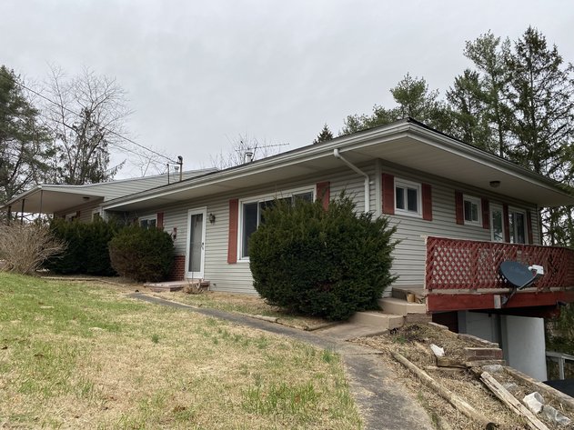 Image for Real Estate Auction w/ Vehicles