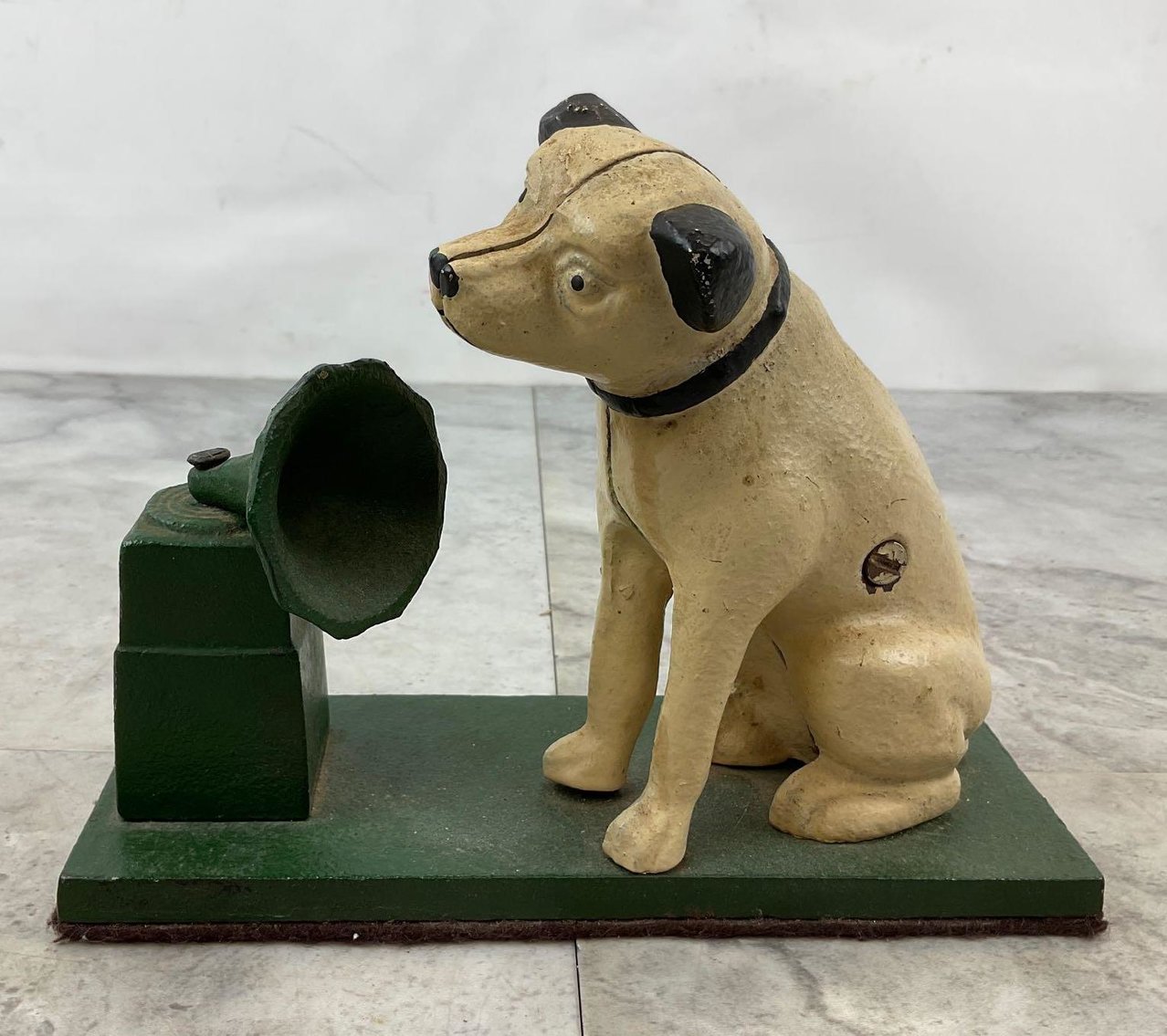 Image for Gallery | Decor | January 13, 2022 at 8:00 PM