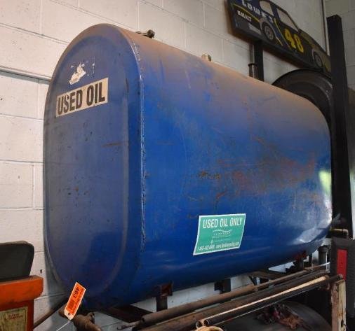 1989 Ford L8000 Salt Truck, Diesel Shop Equipment & Supplies