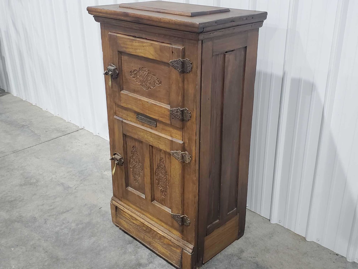 Image for Oldham Consignment Auction