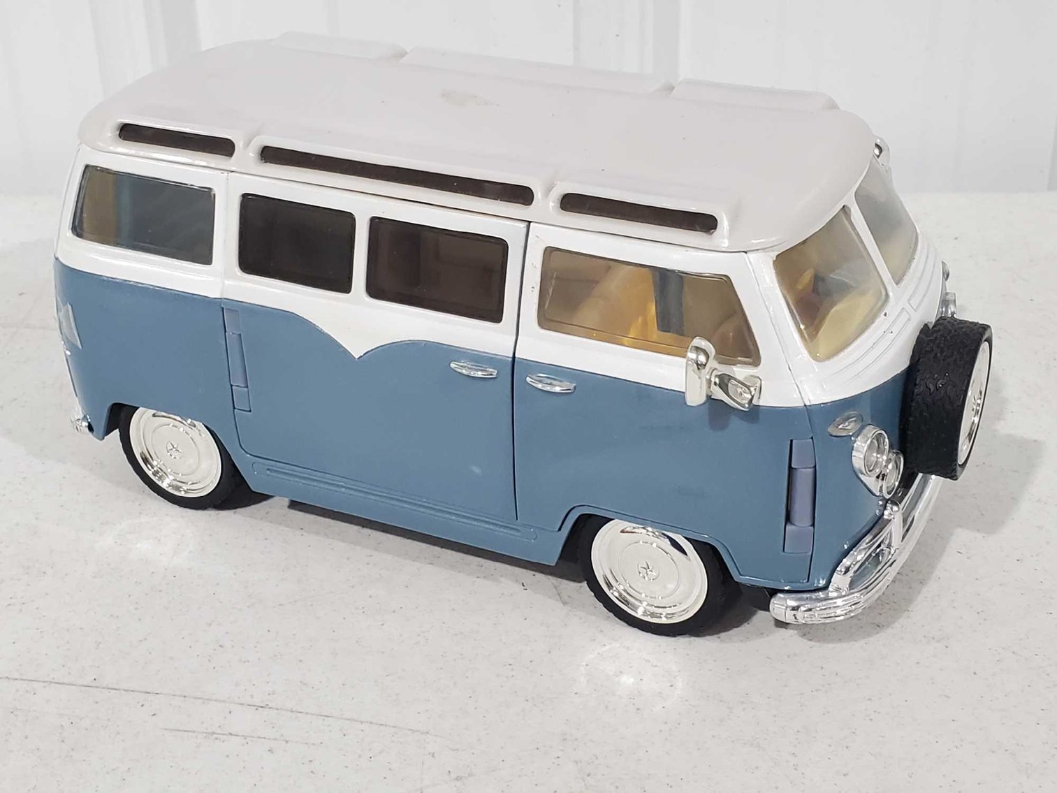 Image for Oldham Consignment Auction