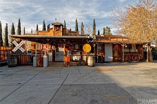 Image for 19094 Cronese Lane, Apple Valley, CA 92308 - $725,000