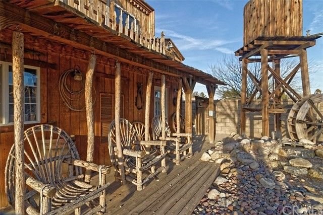 Image for 19094 Cronese Lane, Apple Valley, CA 92308 - $725,000