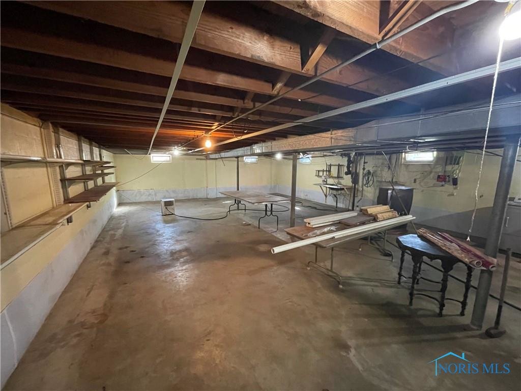 Image for MINIMUM BID AUCTION $149,000! 9825 Monclova Rd