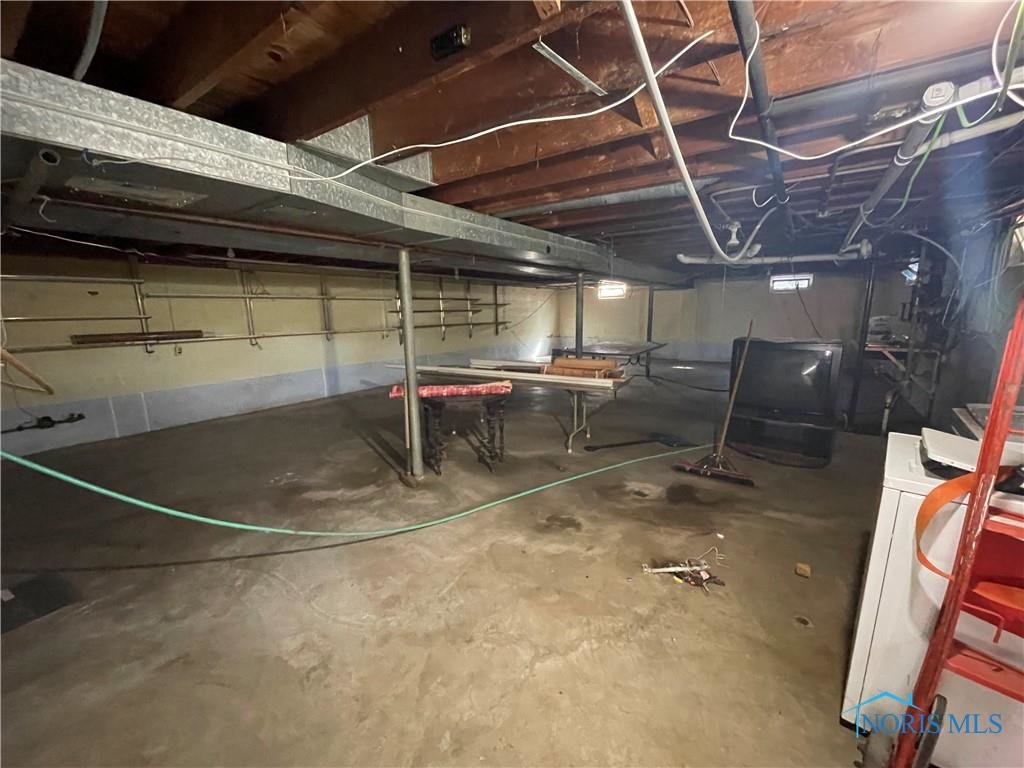 Image for MINIMUM BID AUCTION $149,000! 9825 Monclova Rd