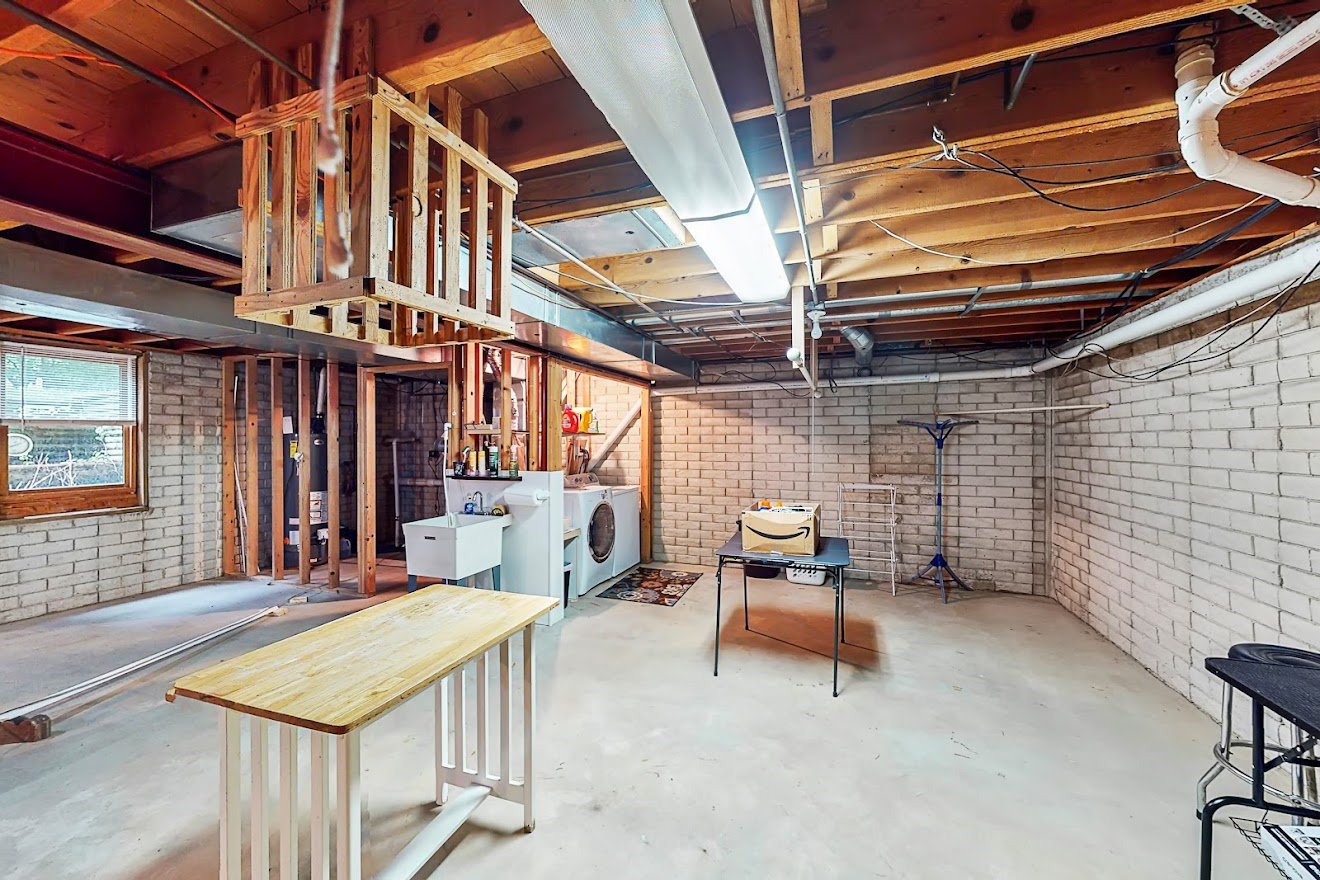 Image for REAL ESTATE  AUCTION! 8212 & 8216 Erie St