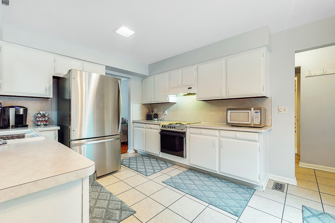 Image for REAL ESTATE  AUCTION! 8212 & 8216 Erie St