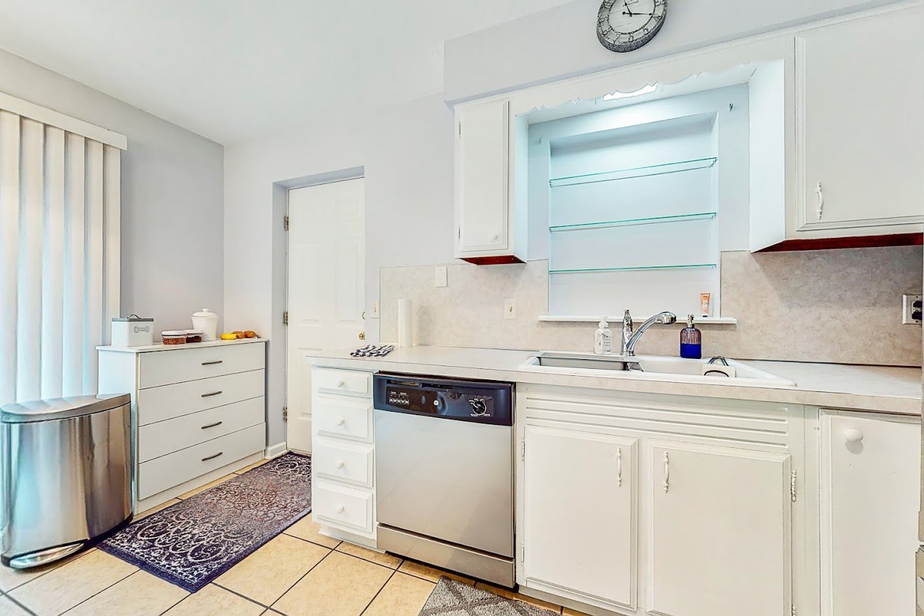 Image for REAL ESTATE  AUCTION! 8212 & 8216 Erie St