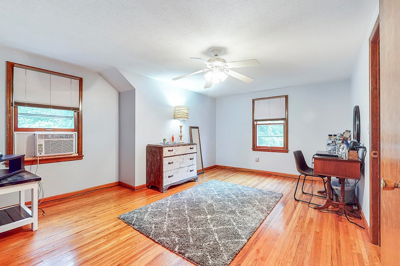 Image for REAL ESTATE  AUCTION! 8212 & 8216 Erie St