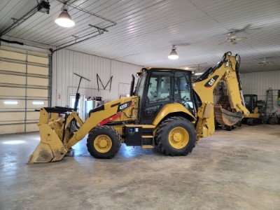 Image for 2018 Cat 420F2