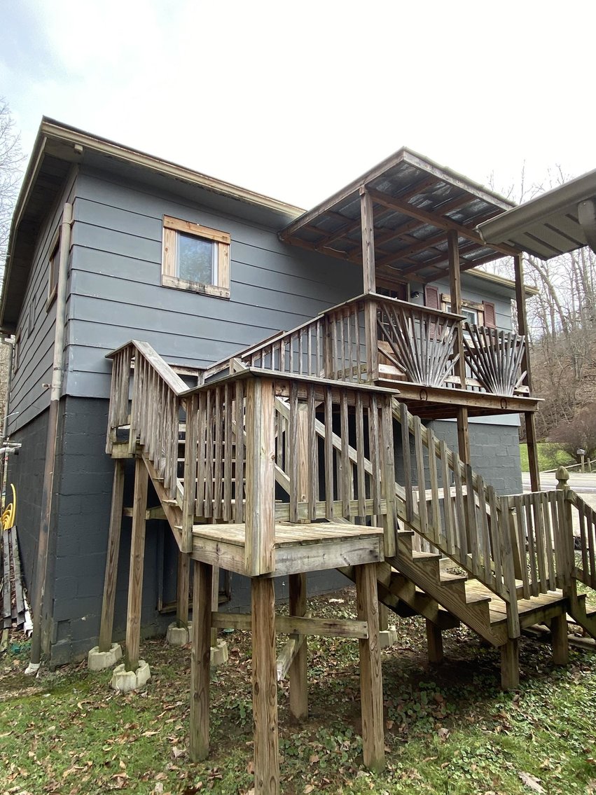 Image for 3 Bedroom Ranch with Two Car Garage and Apartment