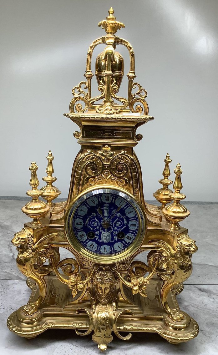 Image for Clocks | February 2, 2022 at 8:00 PM