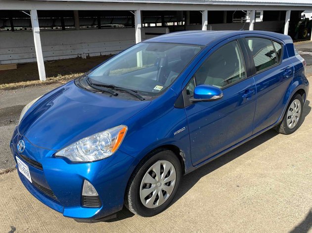 Image for 2014 Toyota Prius, Antique Books, Antique Furniture, Glassware