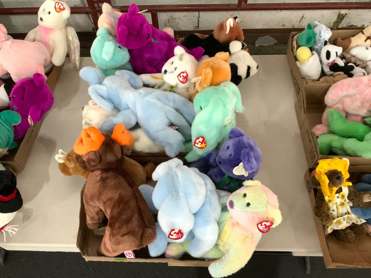 Image for 2014 Toyota Prius, Antique Books, Antique Furniture, Glassware