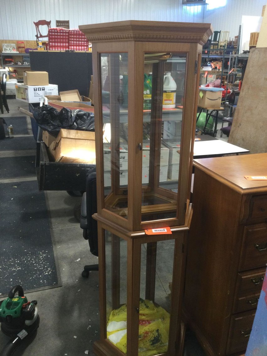 Image for Furniture, collectibles, household-New building south