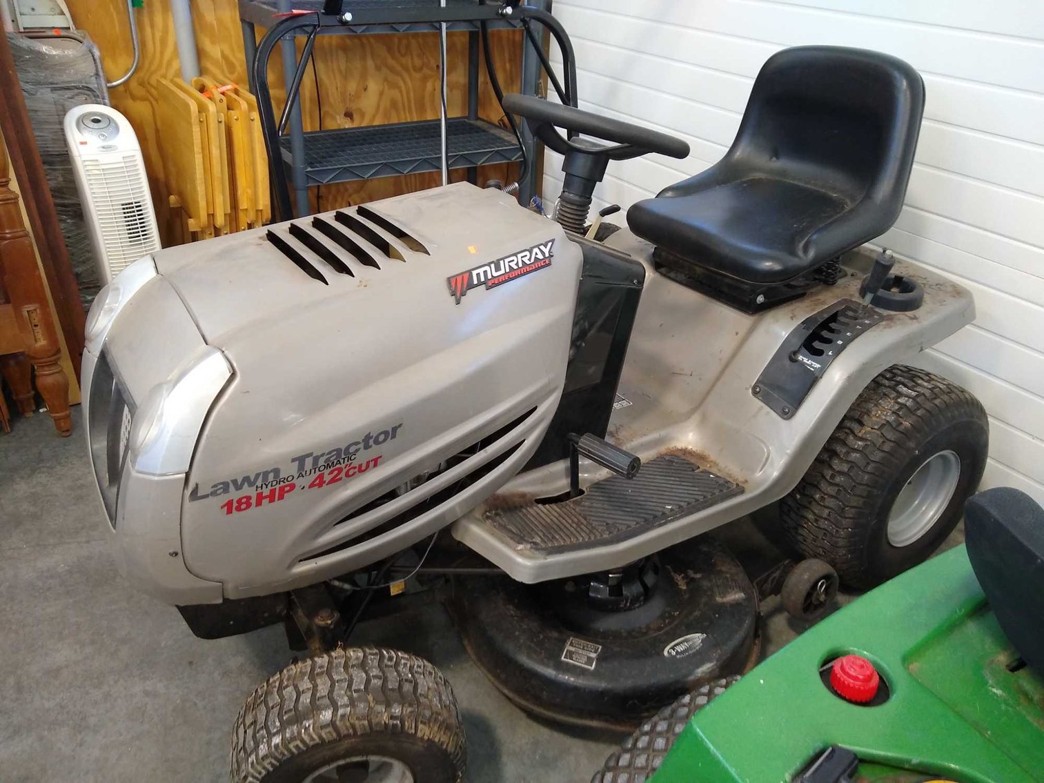 Image for Furniture, collectibles, household-New building south