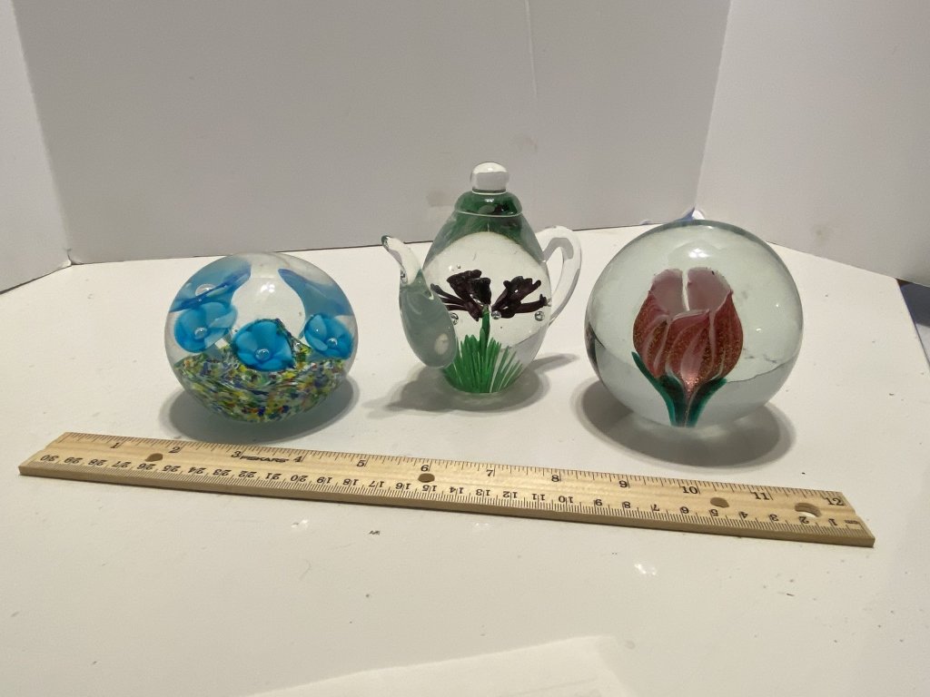 Image for 1999 Chevrolet 2500 LT Silverado, Lowe 141 Boat & Trailer, Paperweights, Tools, & More Online Only Auction