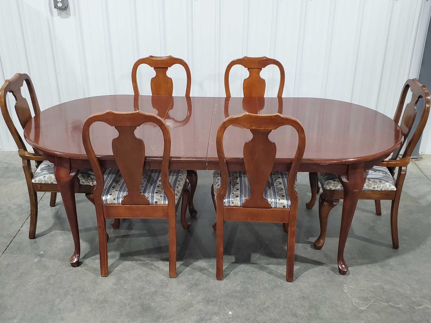 Image for Oldham Consignment Auction