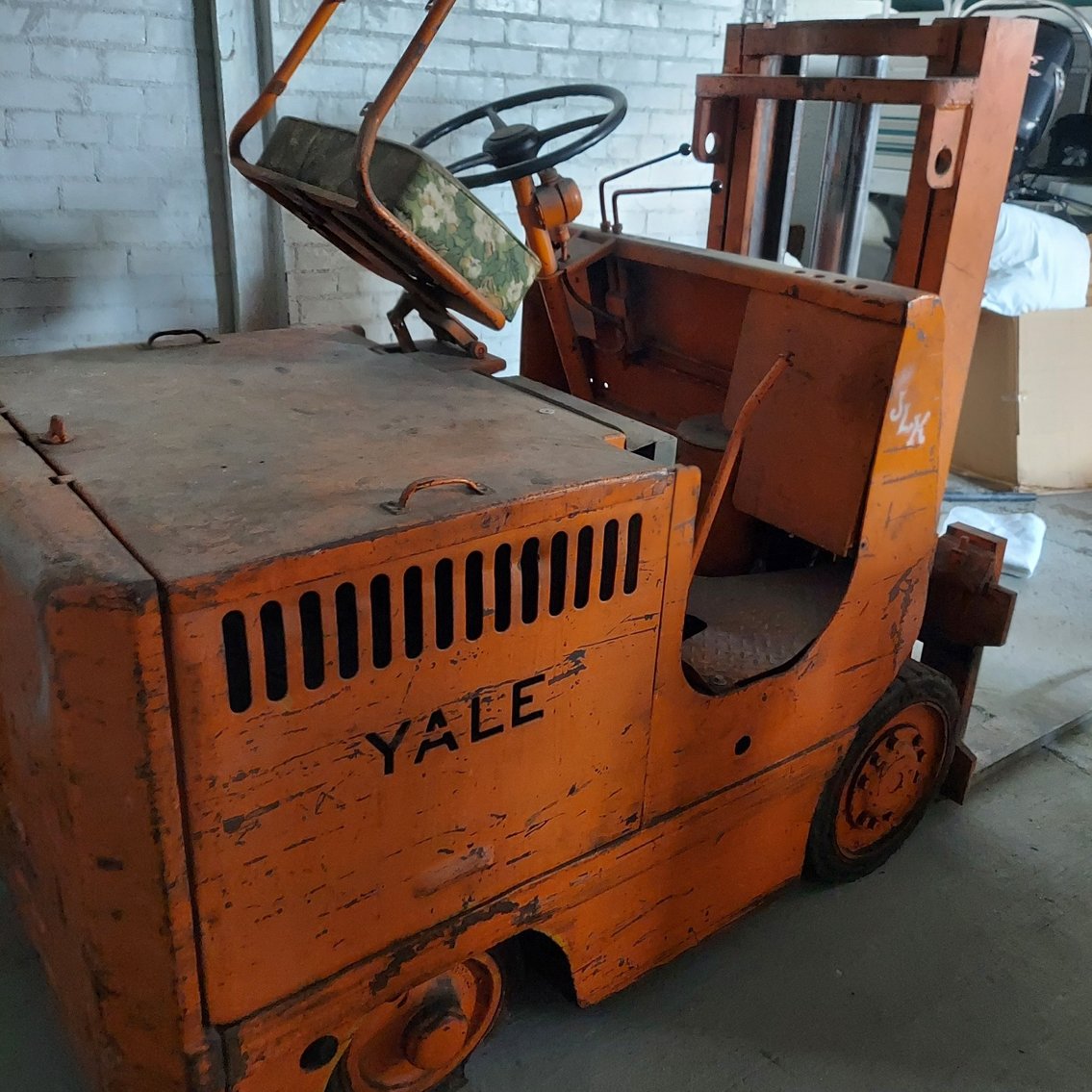 Image for Dunbar, WV - Warehouse Liquidation!