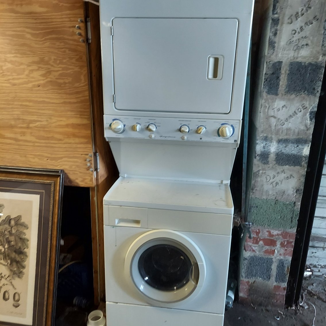 Image for Dunbar, WV - Warehouse Liquidation!