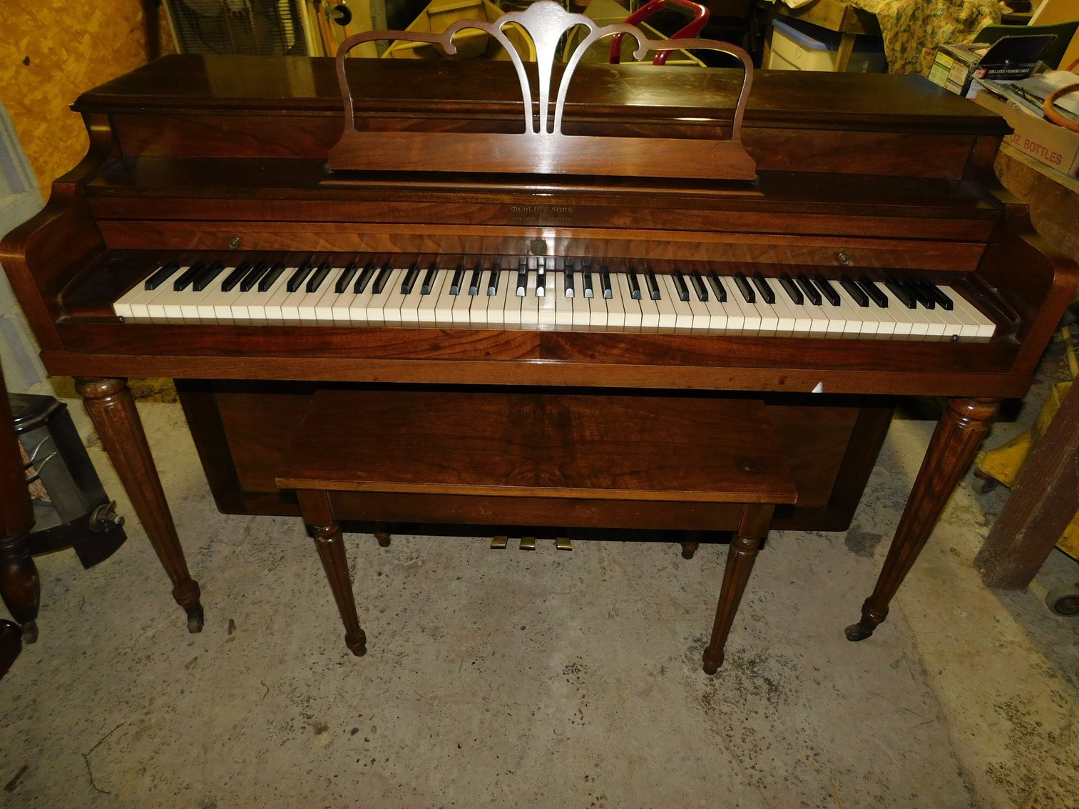 Jane Lew, WV Furniture, Glassware, China, Décor, Tools & Shop Items